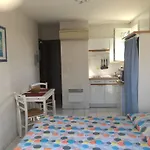 Ξενοδοχείο Les Flots 2*