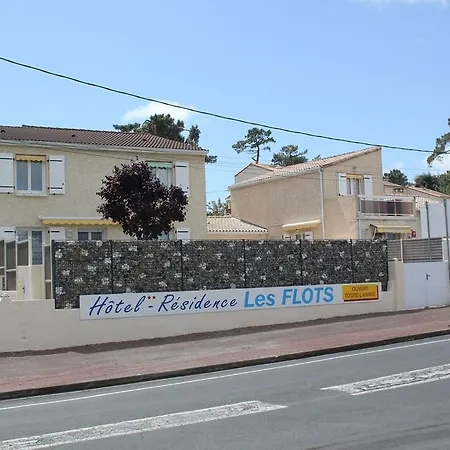 Les Flots 2*