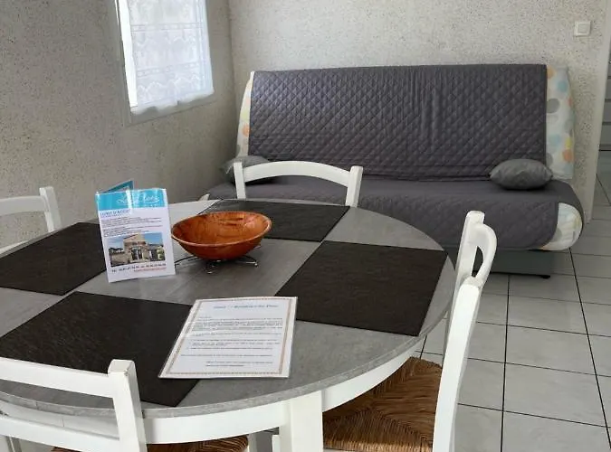 Les Flots 2* Saint-Palais-sur-Mer