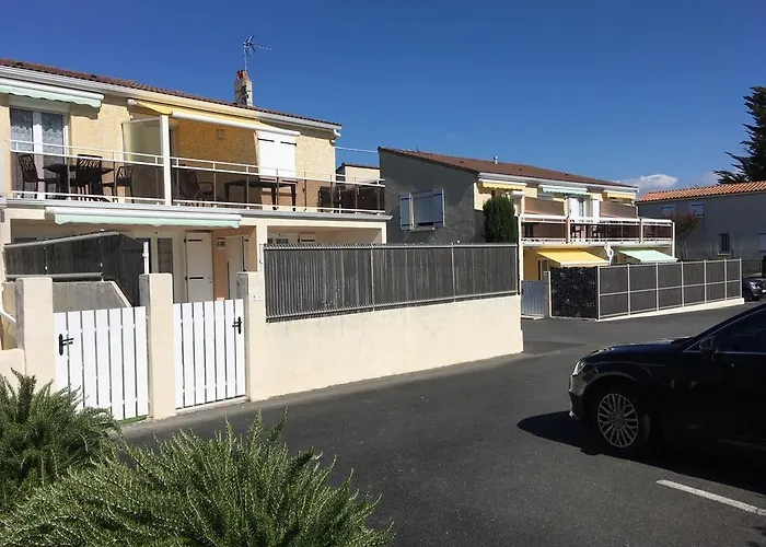 Hotel Les Flots Saint-Palais-sur-Mer